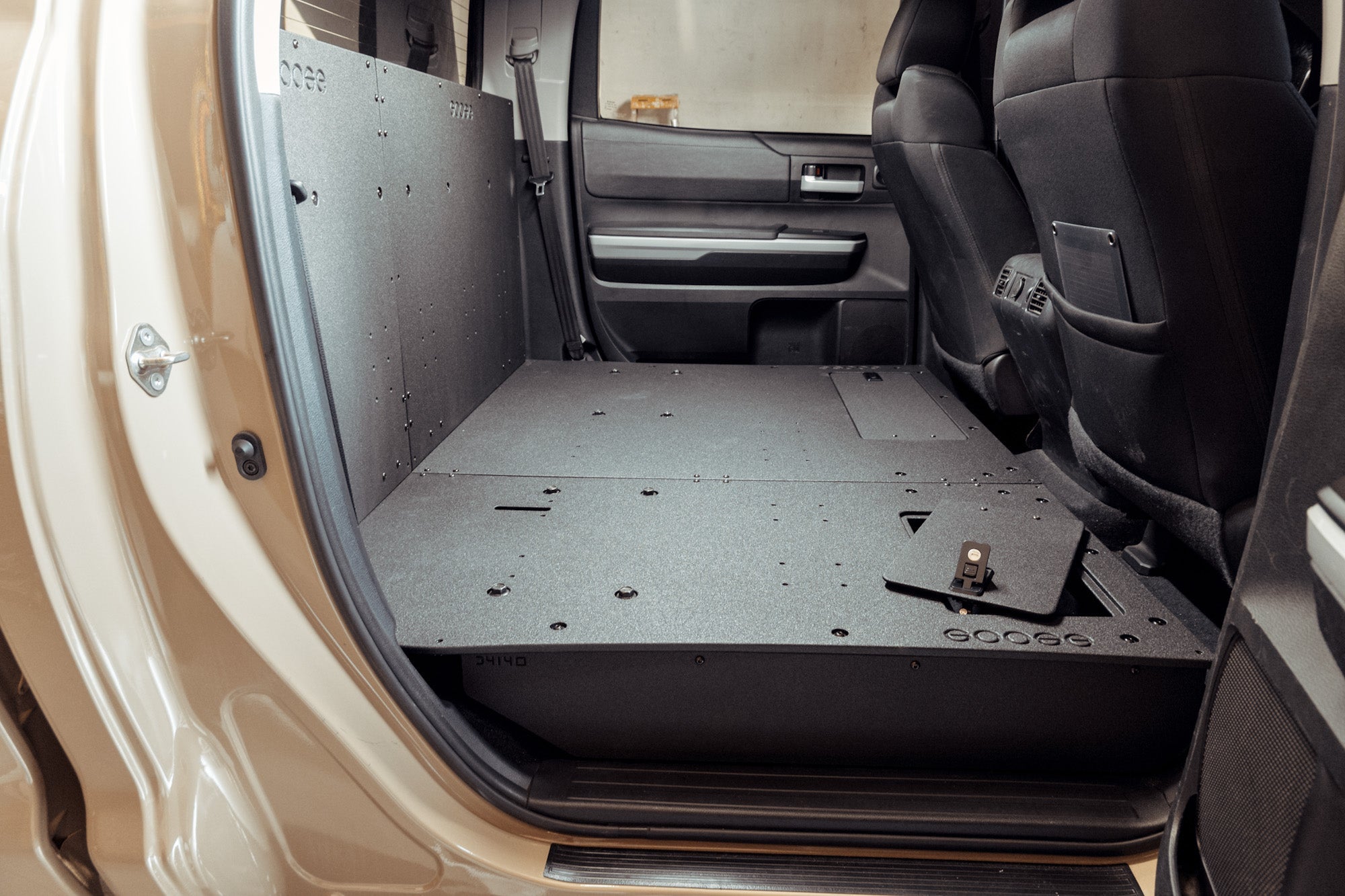 Toyota tundra deals aftermarket seats